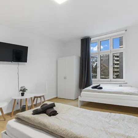 Apartment Bege Apartments: Workspot